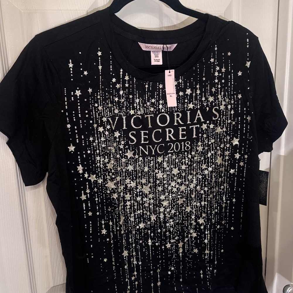 Victorias Secret 2018 fashion show t-shirt New York City